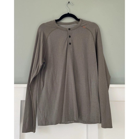 Lululemon Olive Green‎ Men's Size Medium Long Sleeve Straight Stretch Your Head - Picture 1 of 14